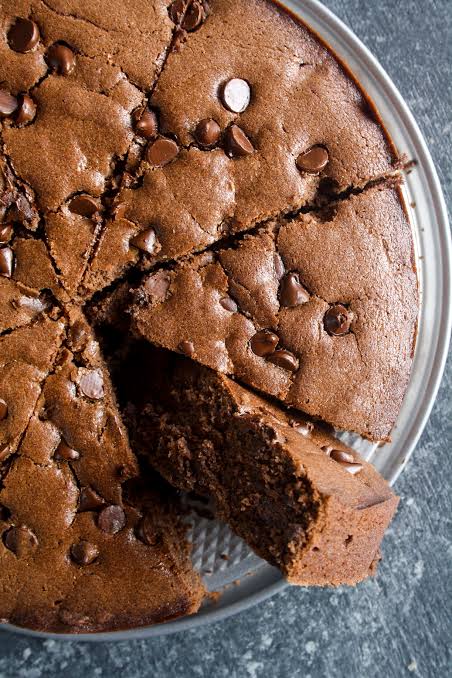 Chocolate Chip Cake in Gujranwala